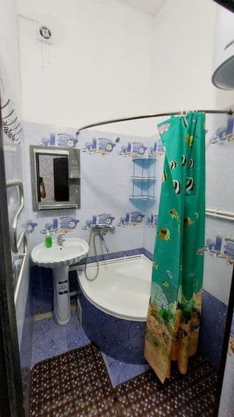 Mirzo Ulugʻbek metro bekati<br />
Mirzo Ulug‘bek metro yonid — фото 5