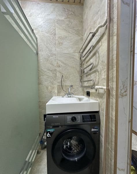 Сдаётся срочно 2 комнатная шикарная квартира на Метро Ойбек  — фото 4