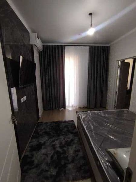 Сдаётся шикарная 1-комнатная квартира в Новостройка<br />
<b — фото 3