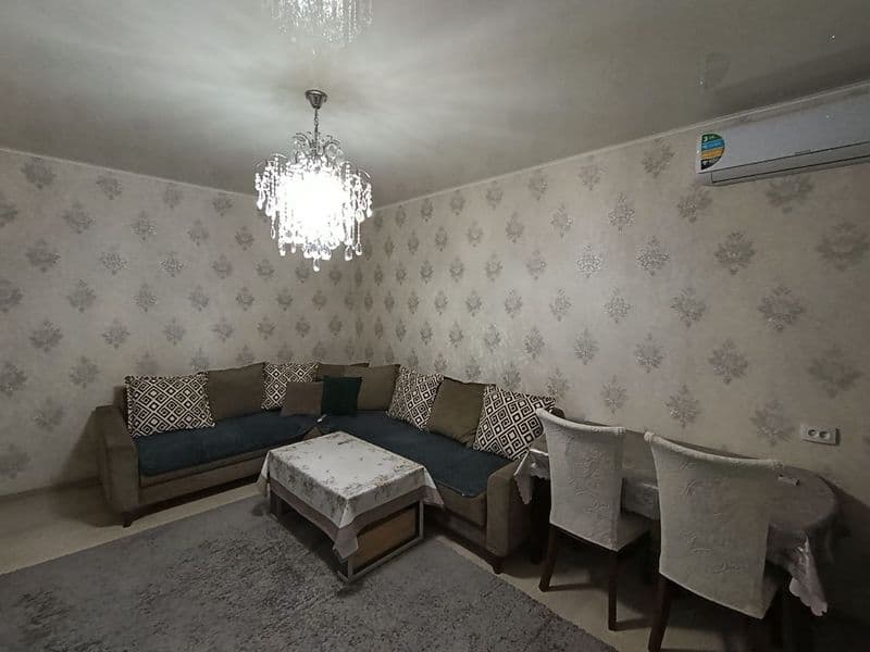 Сдаётся квартира на Чиланзар-1<br />
 2/1/4 — 2 комнаты, 1 э — фото 2