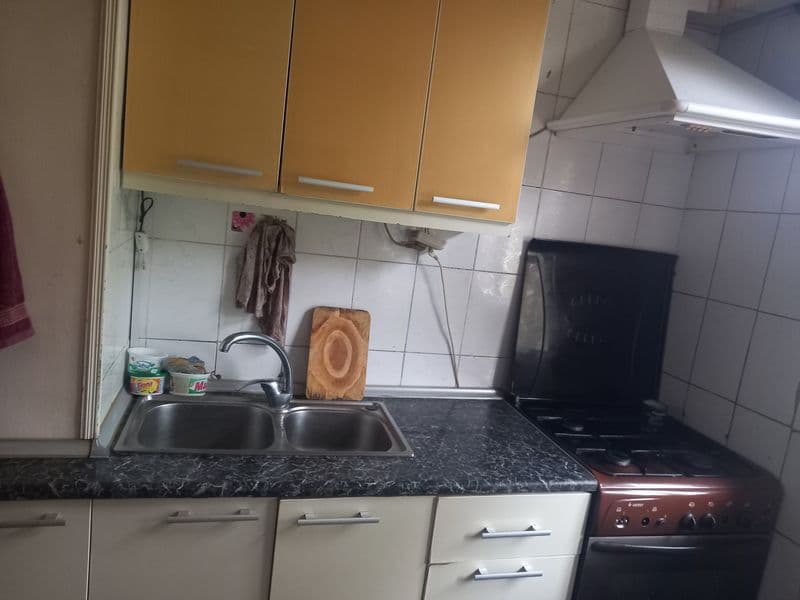 Sheriklikga kvartera 3xona 1ta xonasi beriladi oilaga va aku