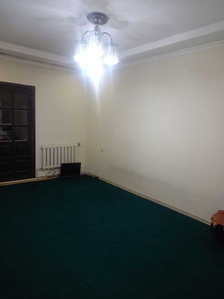 2/3ta student bola kerak ijaraga. 2 xona 3 qilingan Makler h