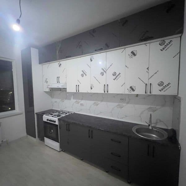 Срочно срочно сдаётся 3х комнатная квартира для семью на Янг