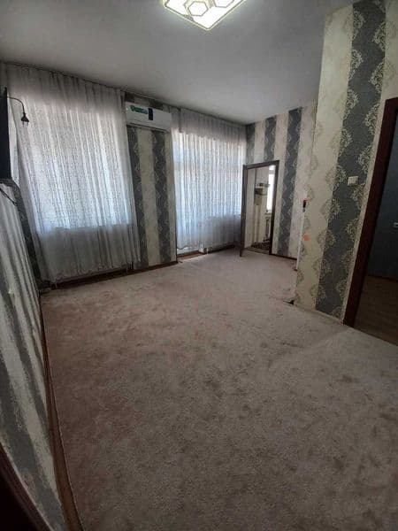 Сдаётся 2х ком.квартира на массив Сергели-6a семейной паре н