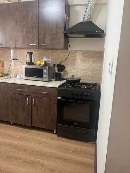 Манзил : Минор метро<br />
<br />
- хона 1<br />
- қават 3<b — фото 3