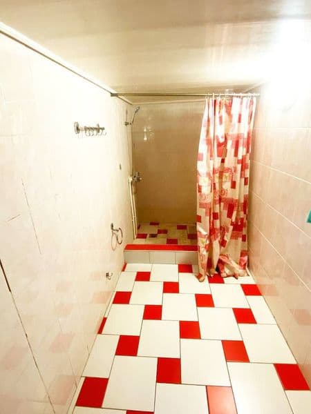 Paqat qizla qoʻyladi. Toza ozoda hamma joyga qarab oʻtradiga — фото 5