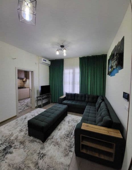 Сдаётся шикарная 1-комнатная квартира в Новостройка<br />
<b