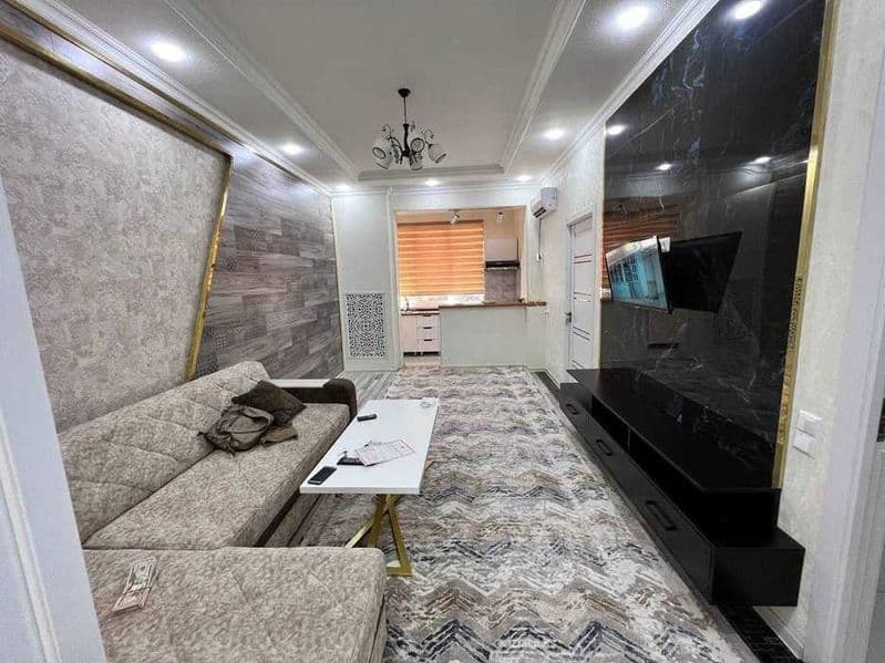 Сдаётся квартира в 10 квартале  <br />
Ориентир - Институт И