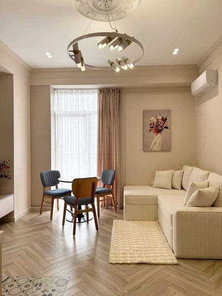 Жилой комплекс: Nest One<br />
Комнат: 3<br />
Этаж: 2<br />