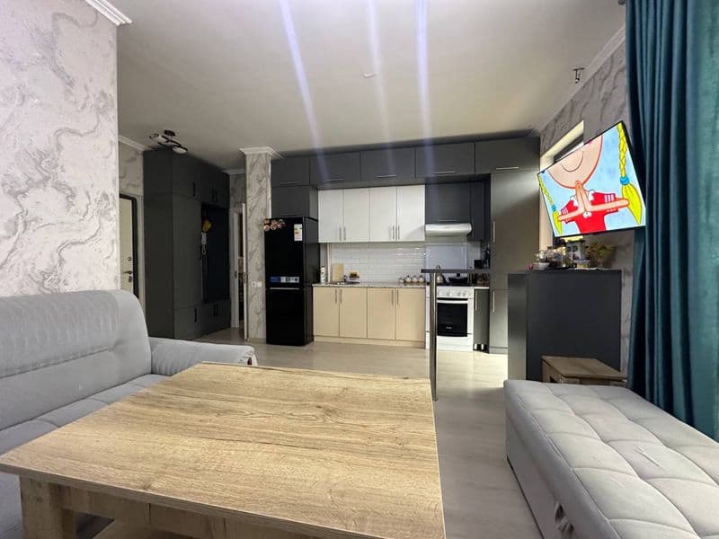 Сдаю срочно 2-х комнатную квартиру со всеми обстановками в н