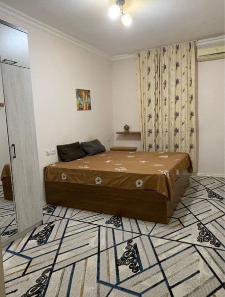 Kvartira ijaraga beriladi <br />
<br />
Rayon: #Yunsobod<br 