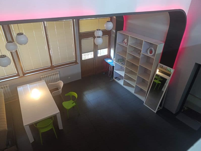 Квартира студийного типа. 150кв.м. в 4км. от м.БИЙ.<br />
Це — фото 2