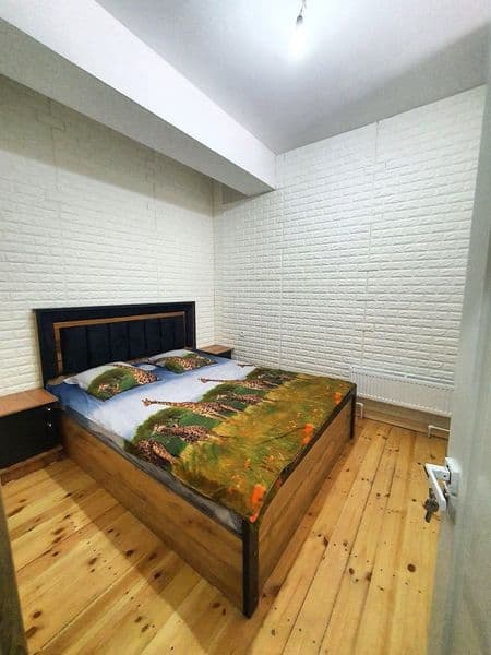 Мирабадский район, рядом со станцией метро «Ойбек». 2-комнат