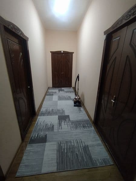 Bektemir tumani da, postdan oʻtganda 3 xonali dom, gaz, issi