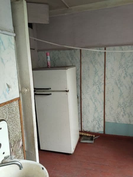 Рядом находится метро школа детский сад поликлиника остановк — фото 3