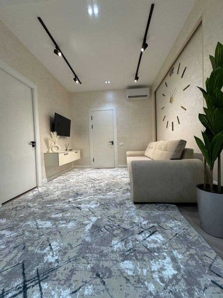 kvartira arenda 2 ком мирзо улугбекский  <br />
<br />
сдает