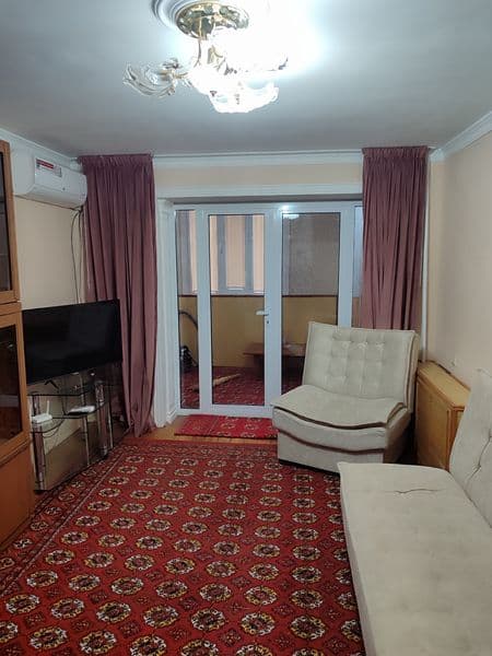 Сдаётся 3 комнатная квартира 4этаж 4 дом <br />
Метро Новза.