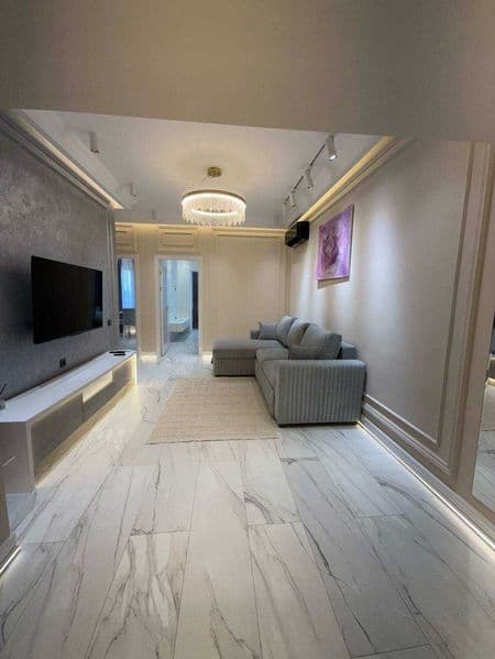 • ЖК: Ц-5<br />
• Комнат: 3 <br />
• Этаж: 3<br />
• Площадь — фото 4