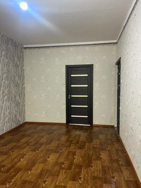 Сдается 2х комнатная квартира 20 квартал,чистая,имеется толь — фото 2