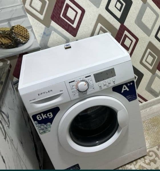 сдаётся 1 комнатная квартира на 2 этаже , с обстановкой