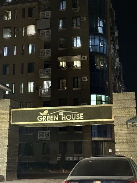 Сдаётся 3-комнатная квартира!<br />
Отличное расположение — 