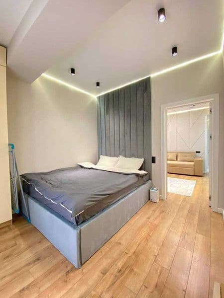 2х комнатная квартира на 5 этаже.<br />
В квартире есть все 