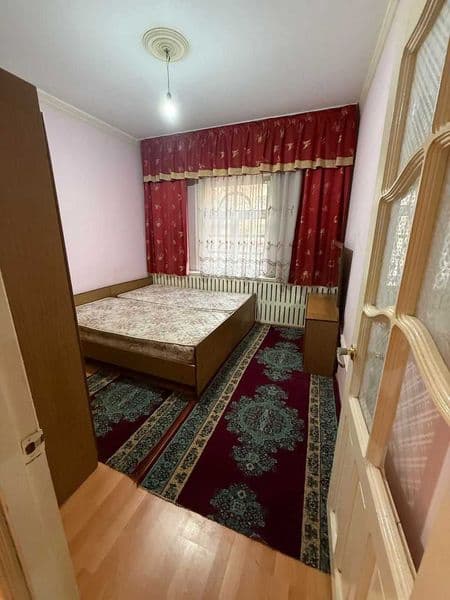 Район: Шайхантахур<br />
• Адрес: Карзинка<br />
• Ориентир: