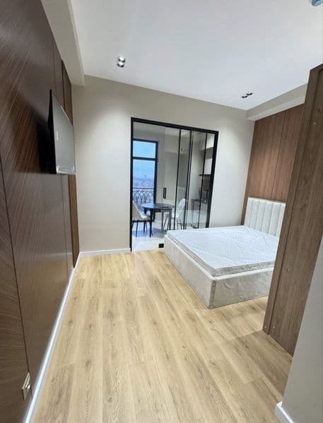 Квартира в новостройке укомплектована полностью мебелью и те