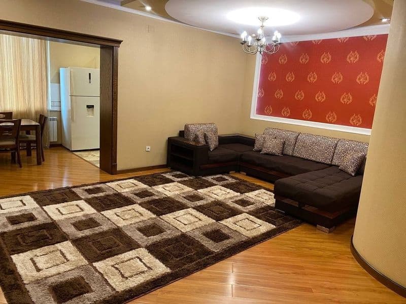 Местоположение:<br />
Мирабадский район <br />
Улица Кунаева — фото 2