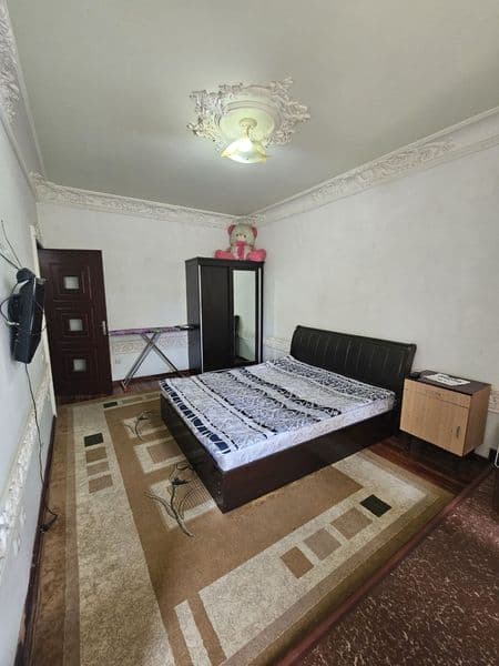 Сдаётся в аренду 1 комнатная<br />
Этаж 3<br />
Этажность до