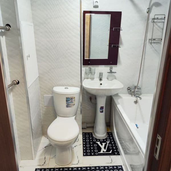 Srochno arenda Chilonzor 2 targovoy sentirda yaxshi insonlar — фото 4