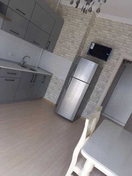 Сдаётся шикарная 1-комнатная квартира в Новостройка<br />
<b — фото 4