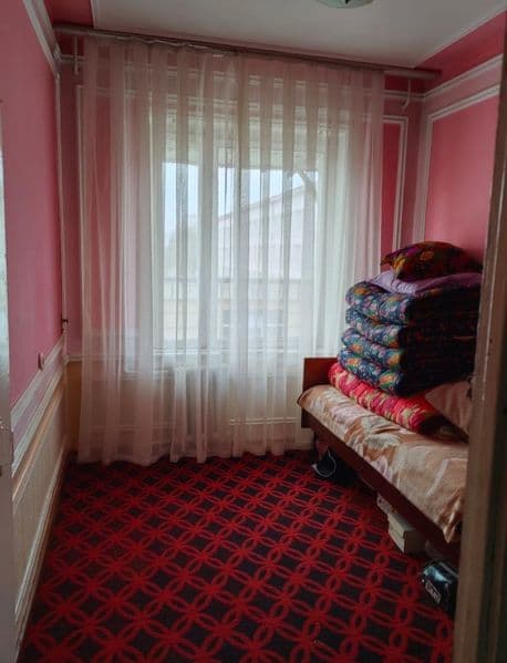 Qoraqamidh 2.4 3xona 3etaj 4etajli 400$ maktab bogcha yaqin 