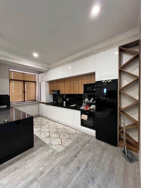 Комнат: 6<br />
Этаж: 1-й<br />
Два этажа включая подвал (жи — фото 2