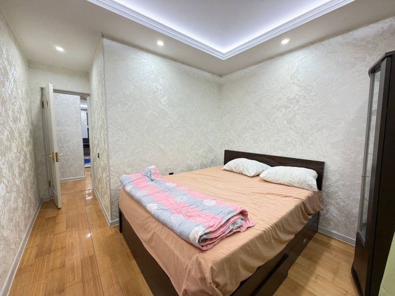 Сдается 3-комнатная квартира в самом центре (Ц-1)  <br />
<b — фото 3