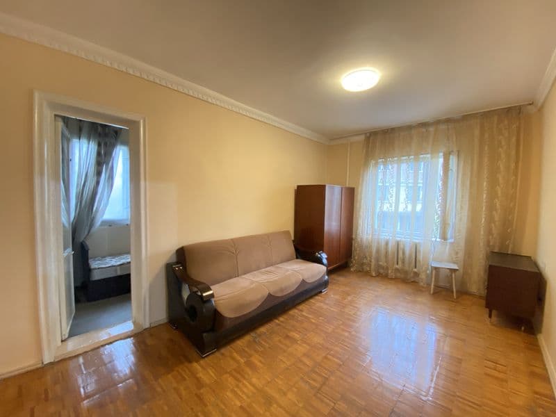 Сдаю 1/3/5 на массиве (ТТЗ)«Ахмад Югнакий»<br />
Квартира сд