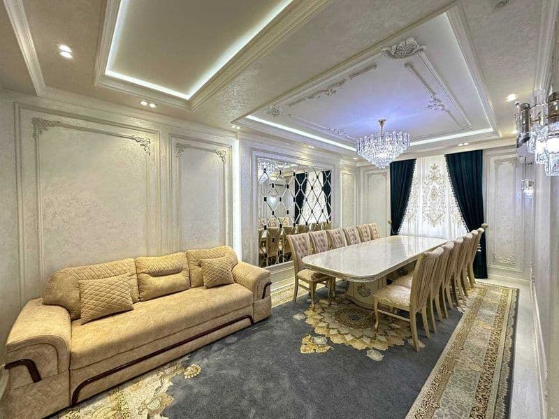 Район: Мирабадский<br />
Адрес: ЦУМ<br />
<br />
• Комнат: 3 — фото 2