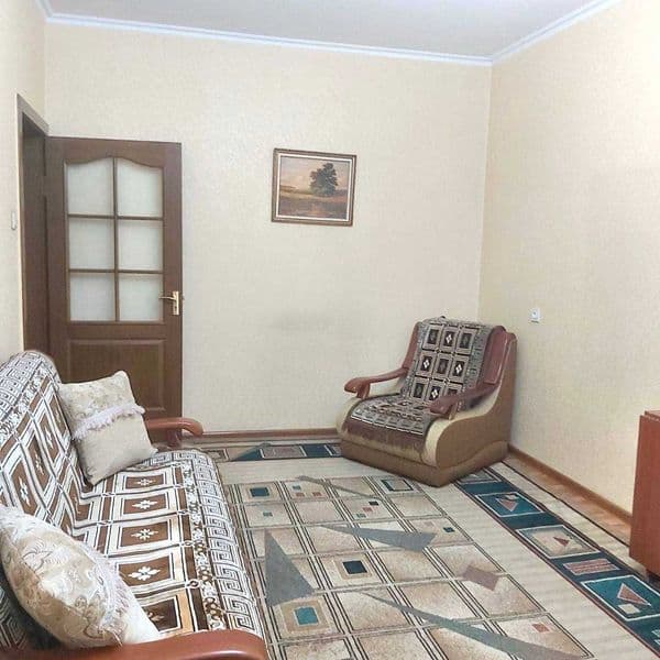2 комнатная <br />
2 Этаж<br />
4 Этажность<br />
Ор-р: <br 