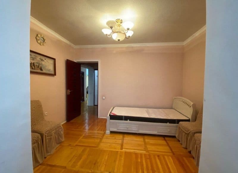 Сдаётся квартира на Ойбек<br />
Возле метро "Ойбек"<br />
Ко — фото 5