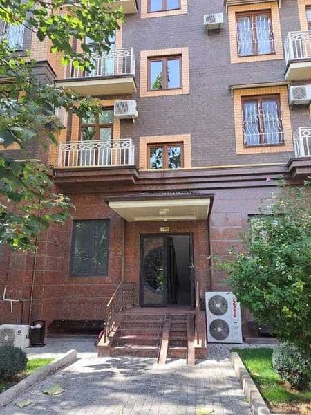 Сдаётся уютная новостройка с мебелью и техникой.<br />
В ква — фото 2