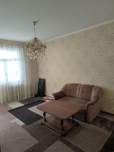 Сдается квартира с мебелью и техникой в хорошем состоянии <b