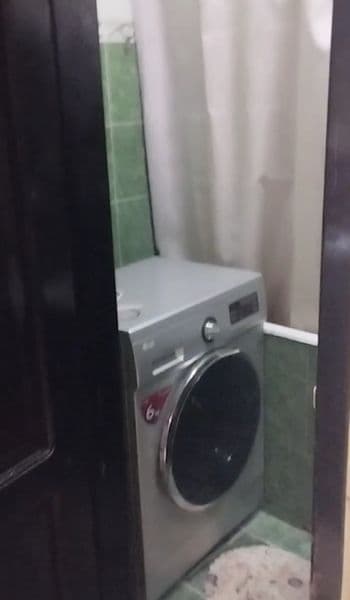 Hamma sharoitlari mavjud. Jahon tillari, Nizomiy va Singapur