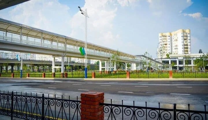 Район: Олмазор <br />
Кўча: Ц-17 Ц-18 Себзор <br />
Мўлжал: 