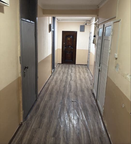 Сдаю 1 комнату в общежитии, ванна, туалет на две семьи, дом  — фото 3