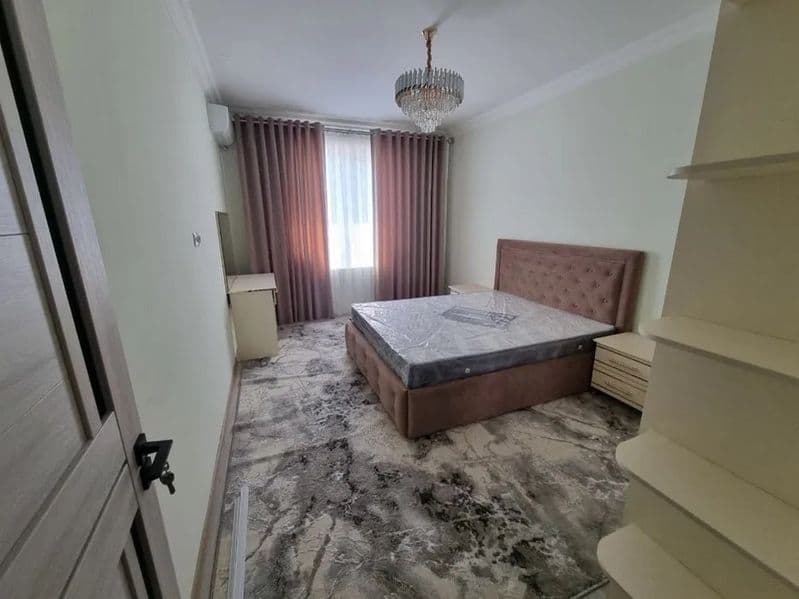 Новза метро якининида квартира ижарага берилади 2хонали 2ета