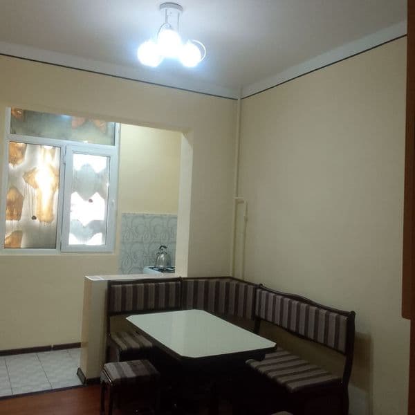 Центр города, двух комнатная квартира. 9-этажный дом, кварти