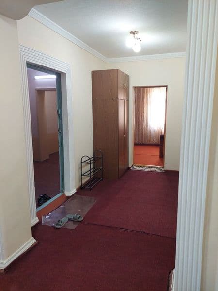 Квартира 3 комнатная, хорошая состояния ремонта. 6 этаж в 9 