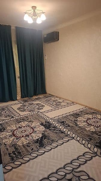 Студент кизлар учун хона берилади. 4 каз учун. Хазайкаси бил