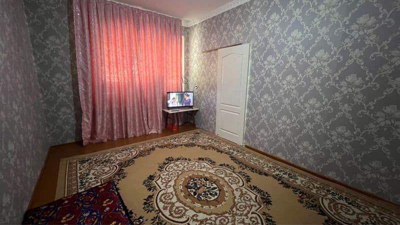 Сдаю свою 1 комнатную квартиру на Торговом центре (Гагарин).