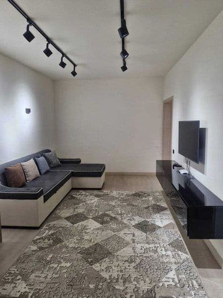 Чиланзарский район, 19 квартал<br />
<br />
1 в 2-комнатная,